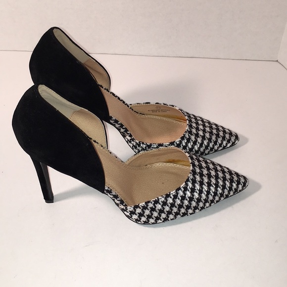 Liliana Shoes - 🎀HP🎀 Liliana Black/White Houndstooth Heels Sz 11